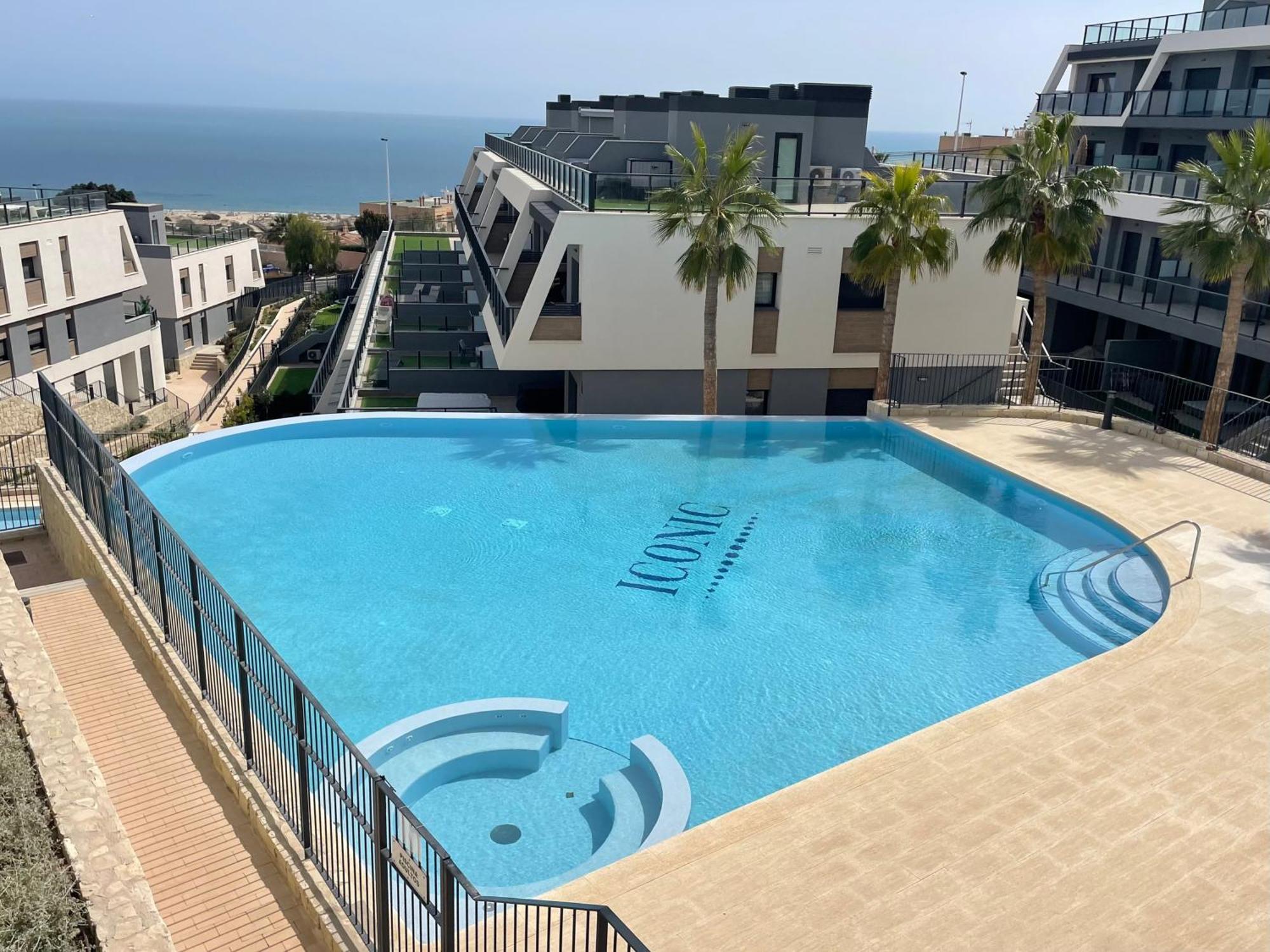 Iconic Alluba Alicante Luxury Bay Gran Alacant Exterior photo